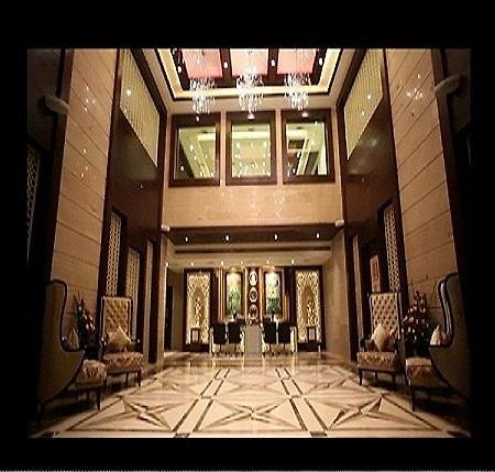 Hotel Vijay Intercontinental Kanpur Exterior foto